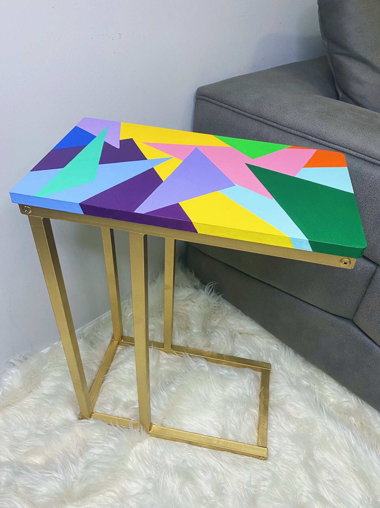 Color Theory: 101 - C Shaped Side Table 🎨